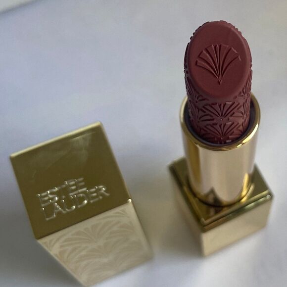 Estee Lauder Lipstick Bundle x6, Christmas Holiday Limited edition 2024 & 2023 - Picture 5 of 11